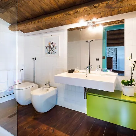 Three Bedroom With Balcony In Lazise Italy Villa