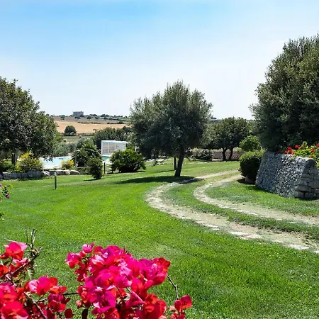 Three Bedroom With Balcony In Lazise Italy Rosolini